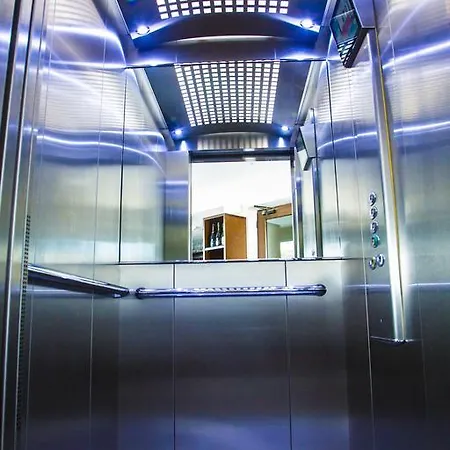 Hotel Carpe Diem Y 2*