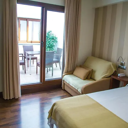 Carpe Diem Y 2* Córdova