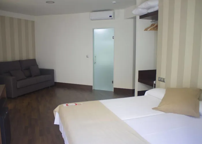 Hotel Carpe Diem Y 2*