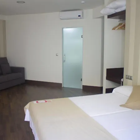 Hotell Carpe Diem Y 2*