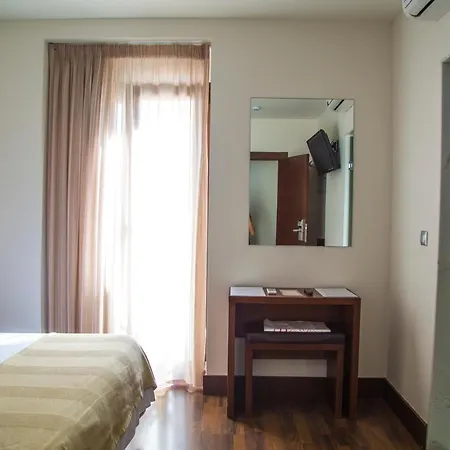 Carpe Diem Y Hotell